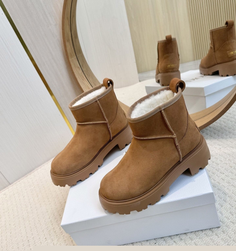 ch**an D*or boots